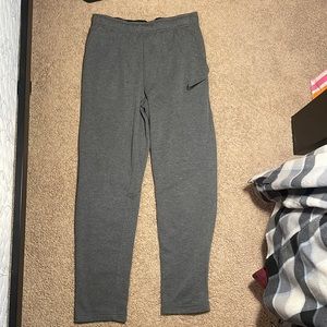 Nike Sweatpant joggers!!